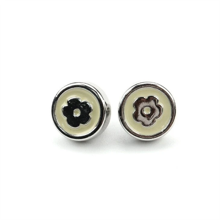 Jean Pocket Rivets