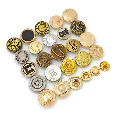 กระดุมทองเหลืองโบราณ